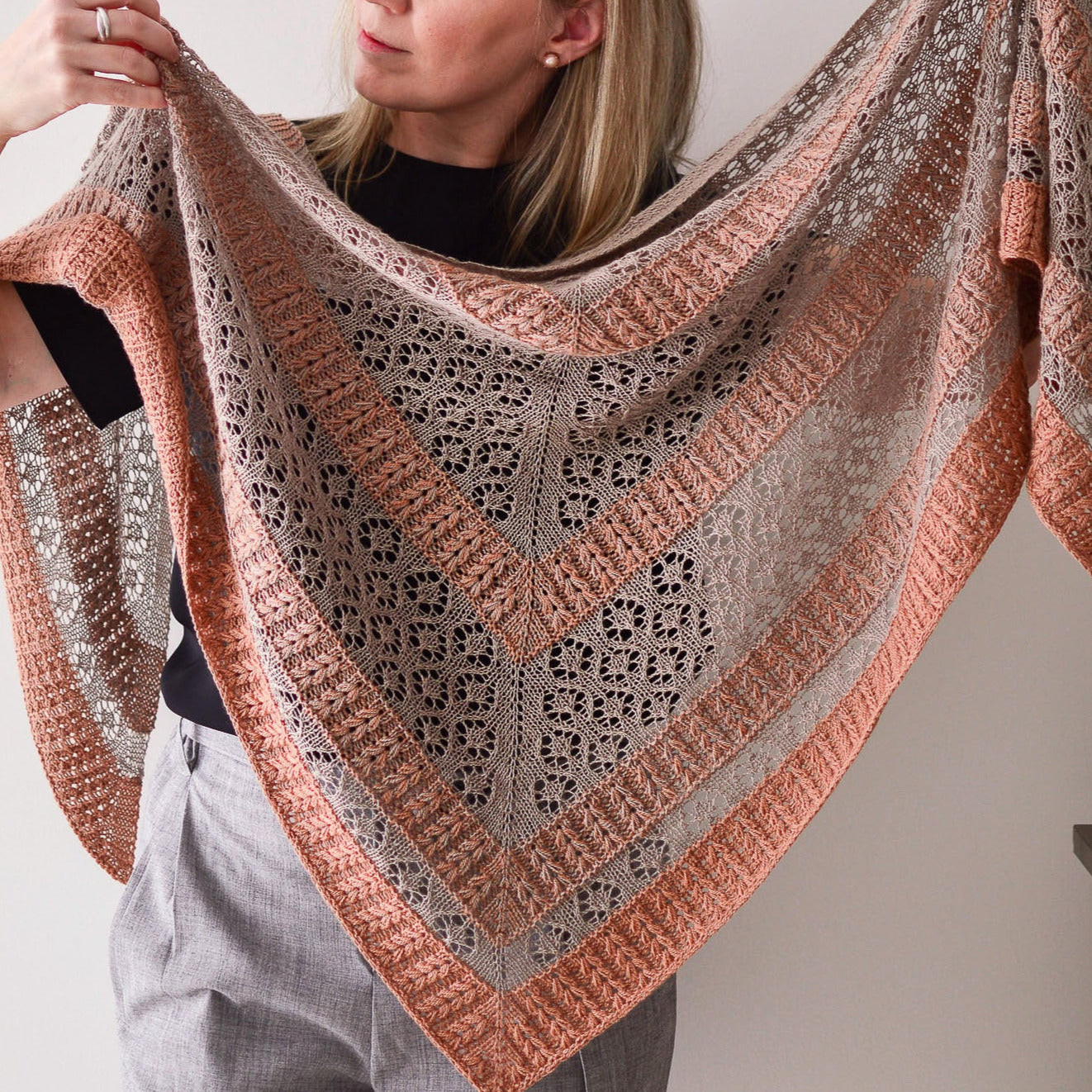 AVFKW x Inese Sang - Ausma Shawl Bundle