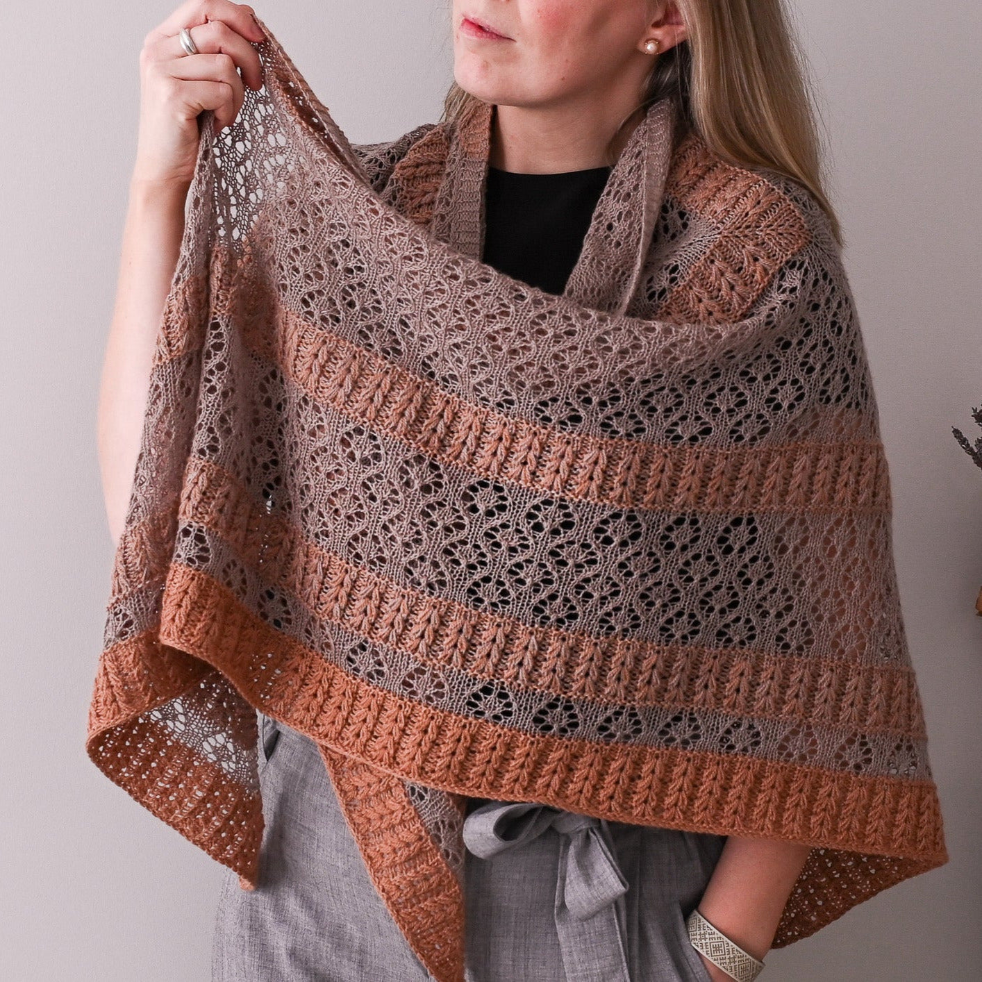 AVFKW x Inese Sang - Ausma Shawl Bundle