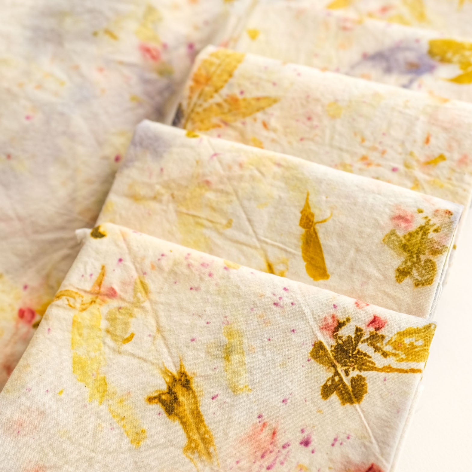 Mapping Color: Ecoprinting with Plants on Cotton and Linen Fabric - Saturday, September 28, 2024