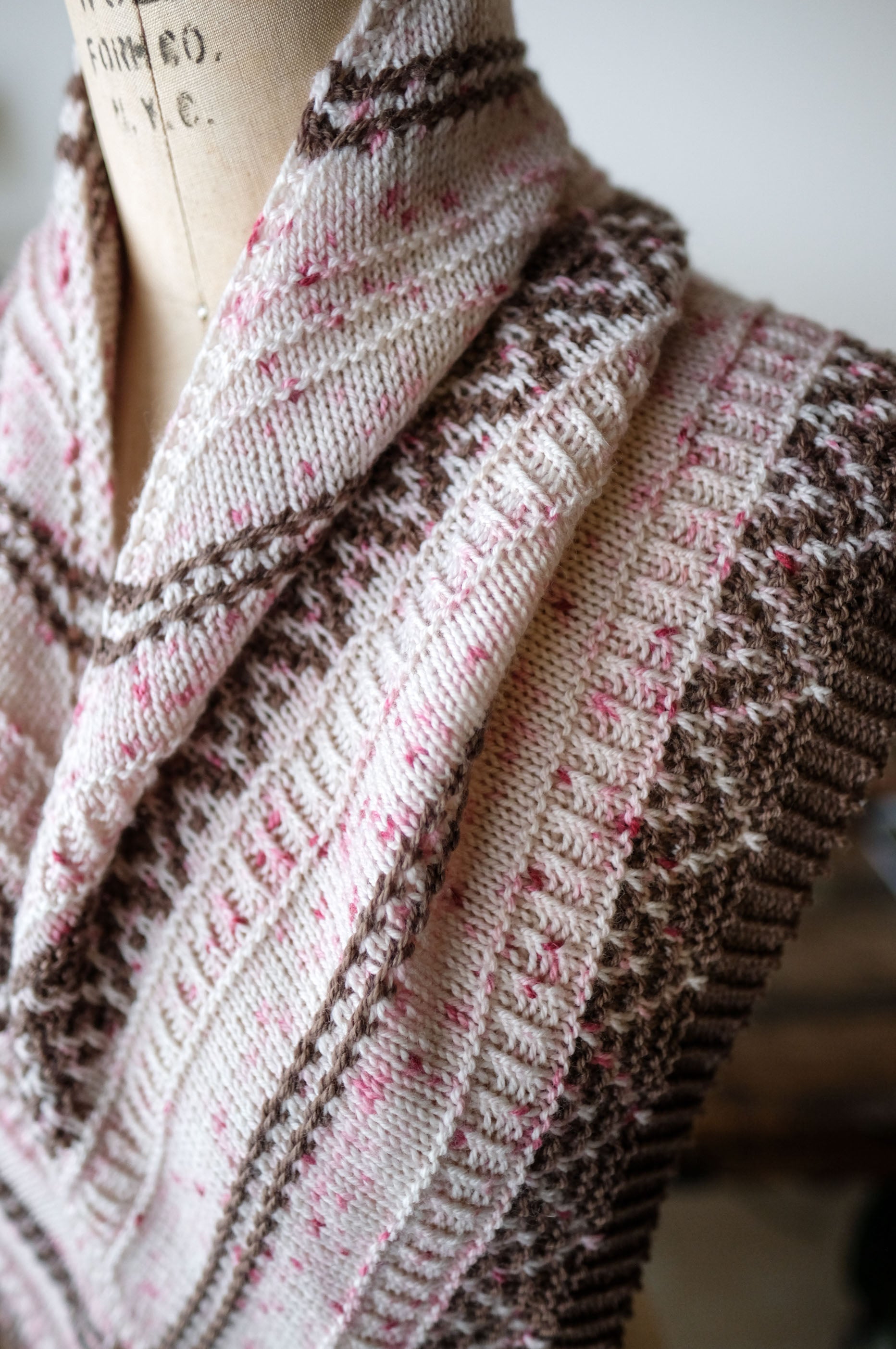 AVFKW x Jen Peck - Gingermint Shawl Bundle