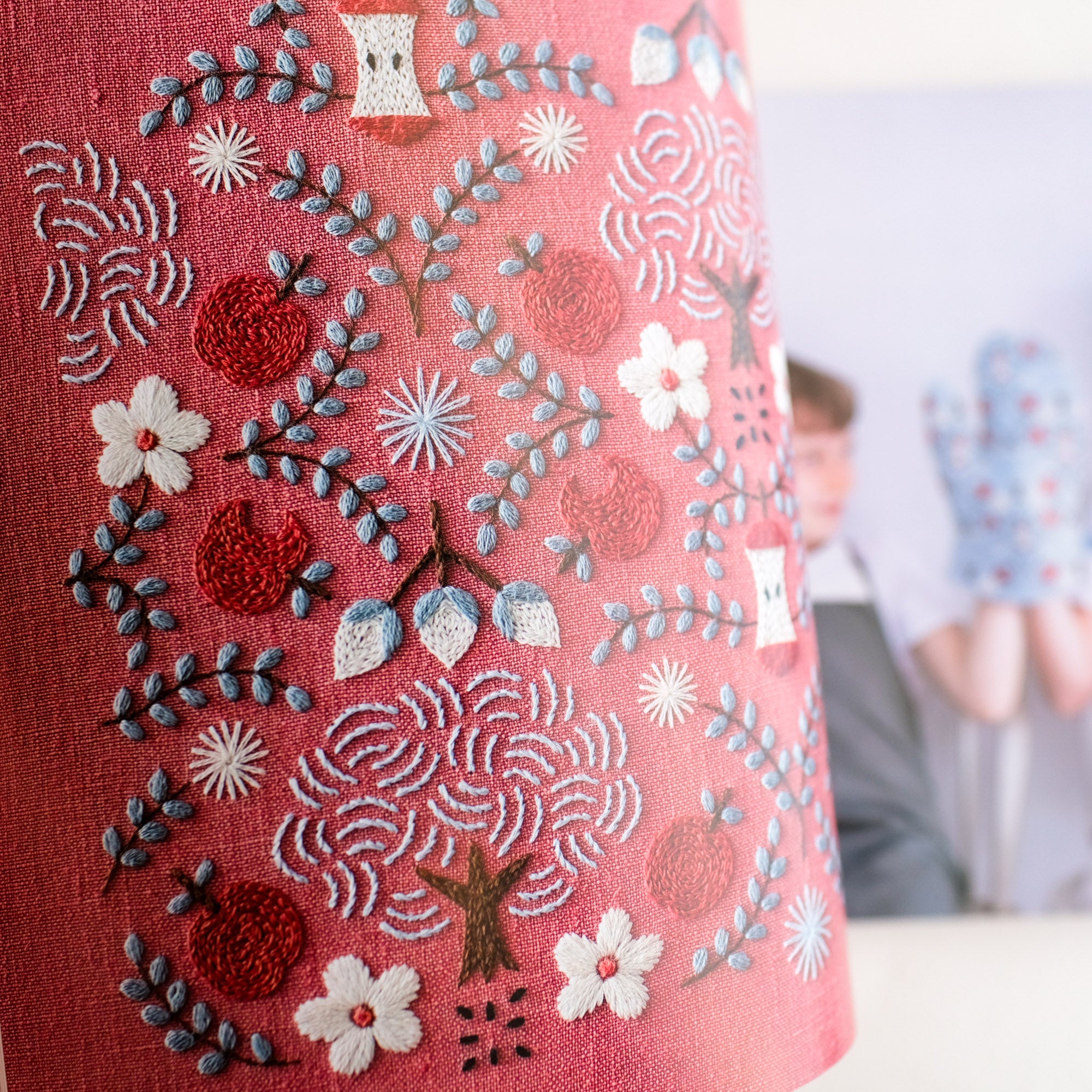 Seamless Embroidery by Yumiko Higuchi