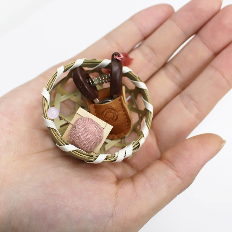 Gift Set: Seki Mini Scissors and Mini Masu Pincushion