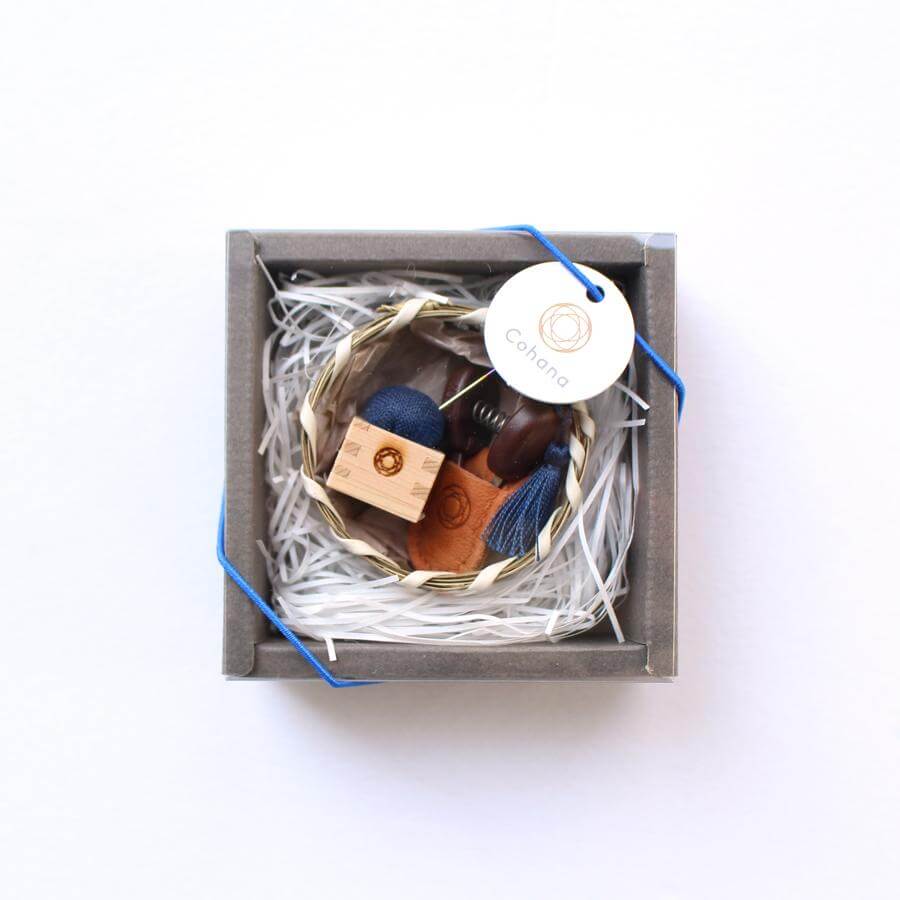 Gift Set: Seki Mini Scissors and Mini Masu Pincushion
