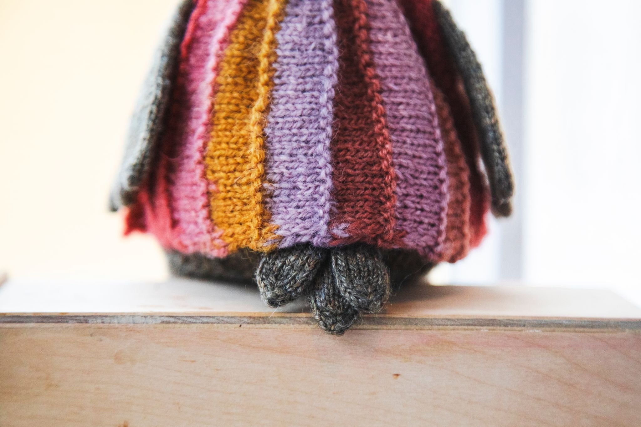 Mouche & Friends: Seamless Toys to Knit and Love by Cinthia Vallet