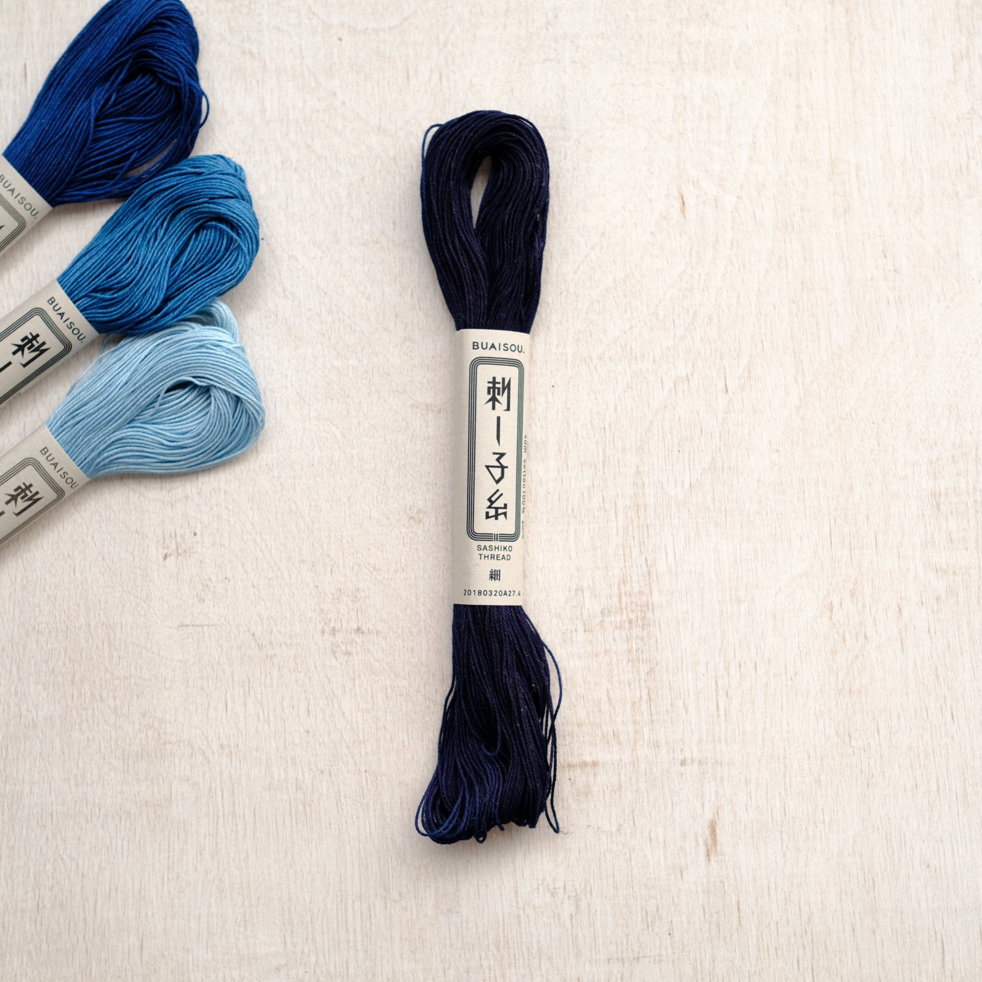 Label: Thin - Dark Indigo