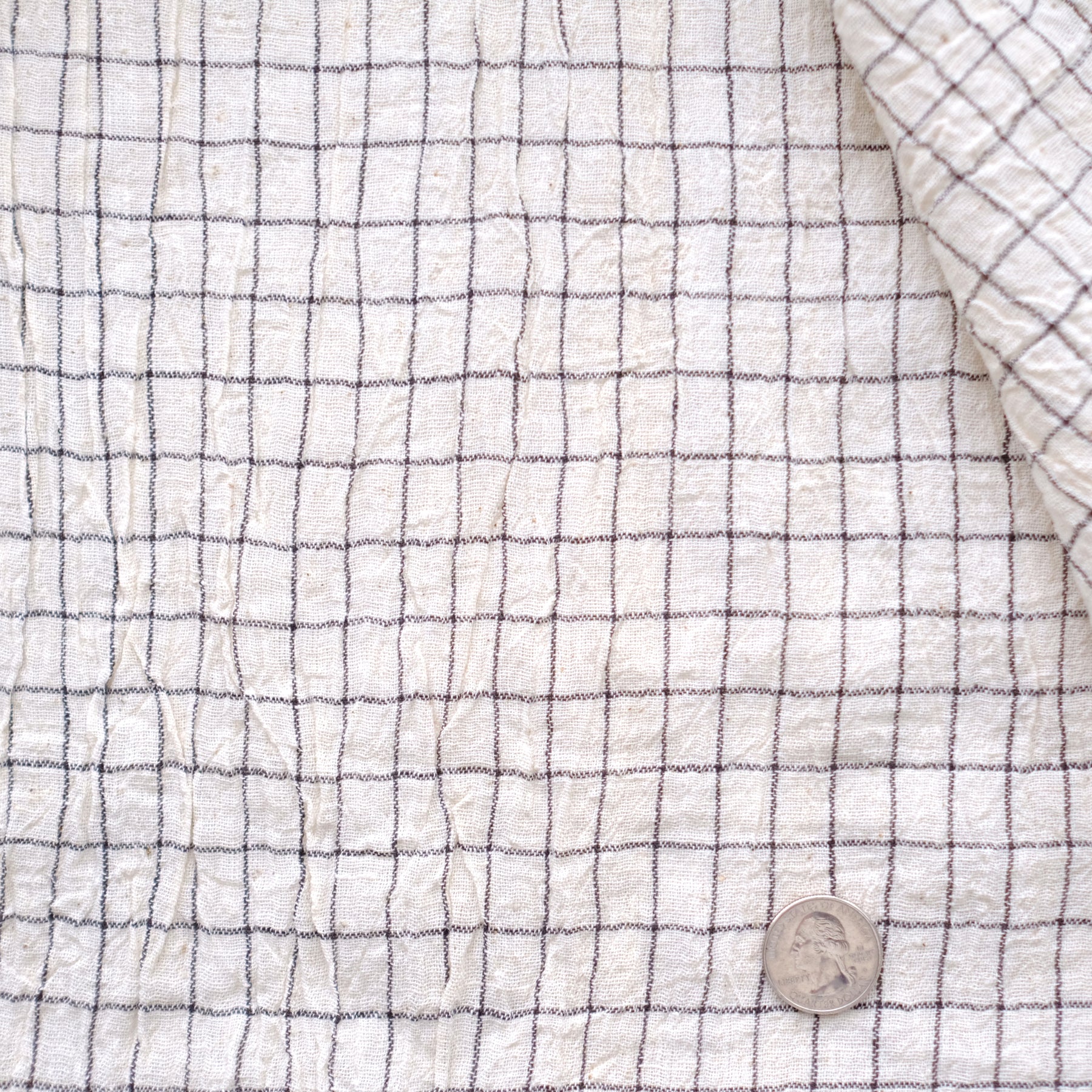 Label: Rectangular Grid - Black and White