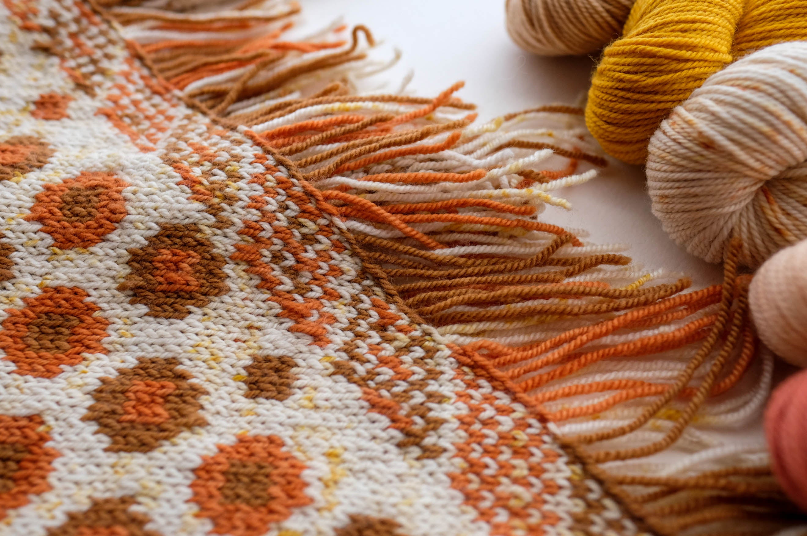 AVFKW x Mary Jane Mucklestone - Peach Pit Shawl Bundle