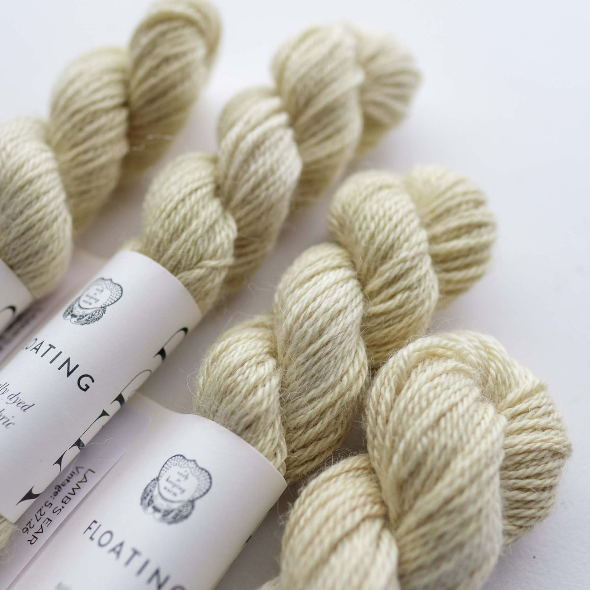 Floating 20g Mini Skein