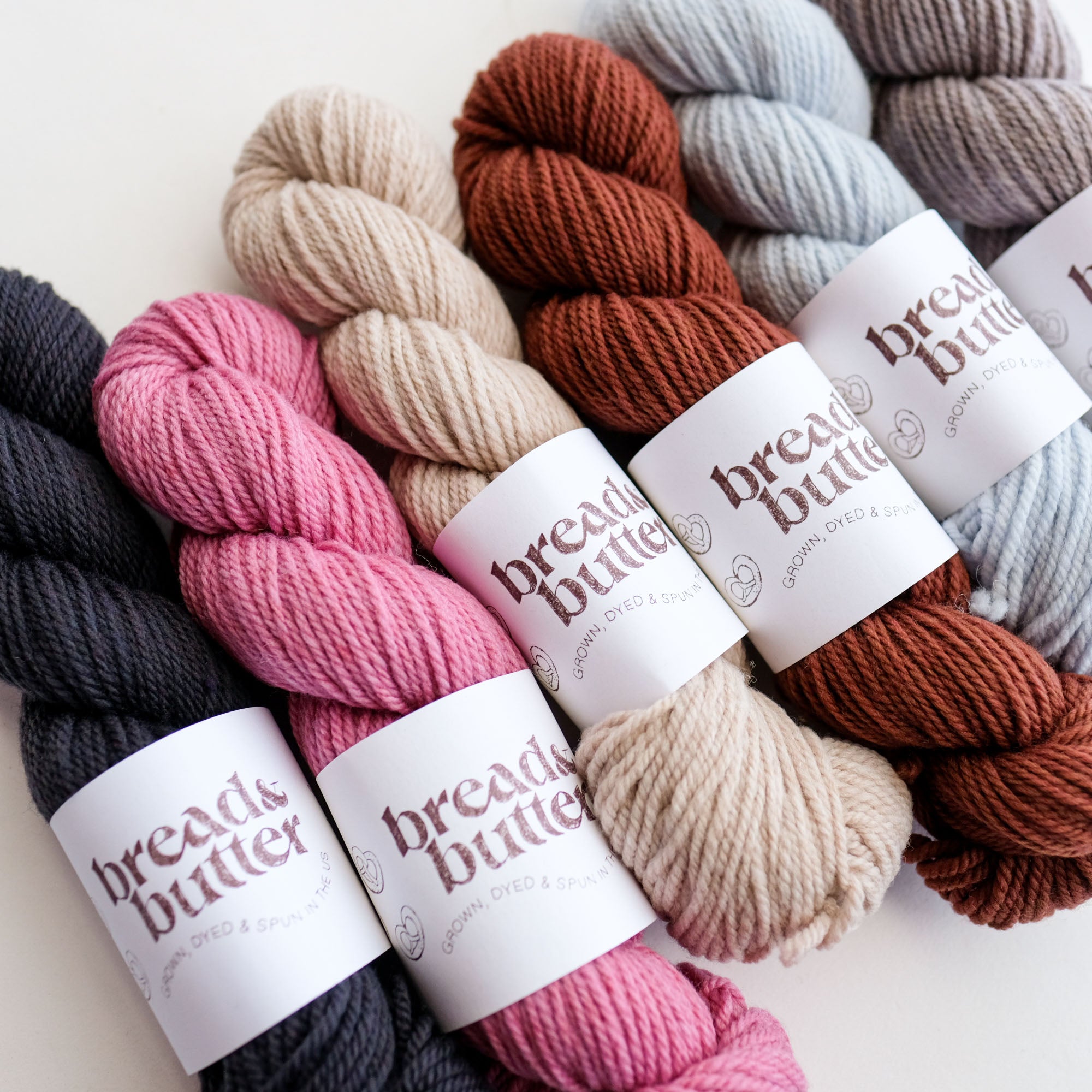 洋楽 KNIT WIT - DA KROW Bread & Butter x Cocoknits 2026 KAL: Tracy