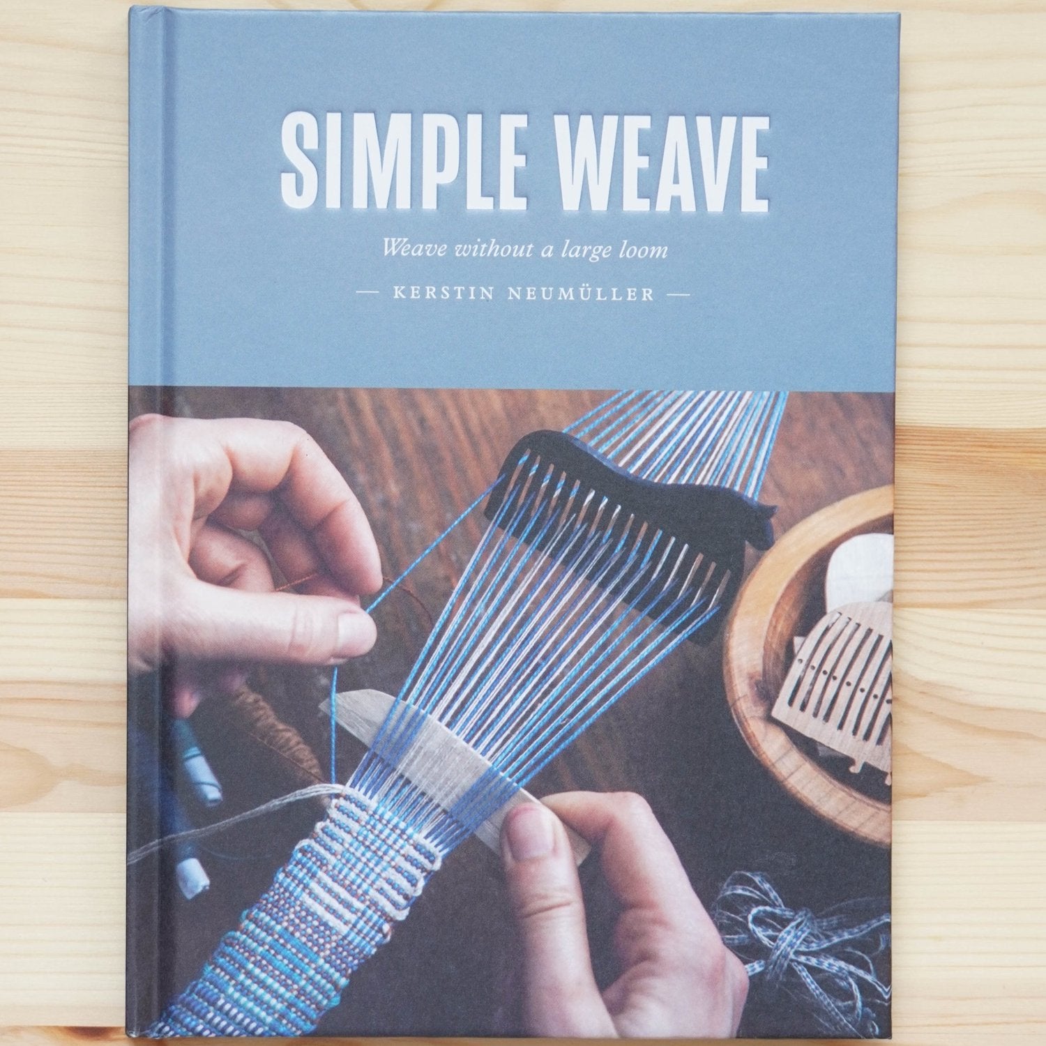 Simple Weave by Kerstin Neumüller