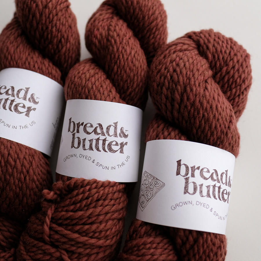 Designer Stitch Happy Knitting Starter Kit: 20 Piece Knitting Kit for  Beginners & 7 Pocket Yarn Bag, Signature Yarn Storage 