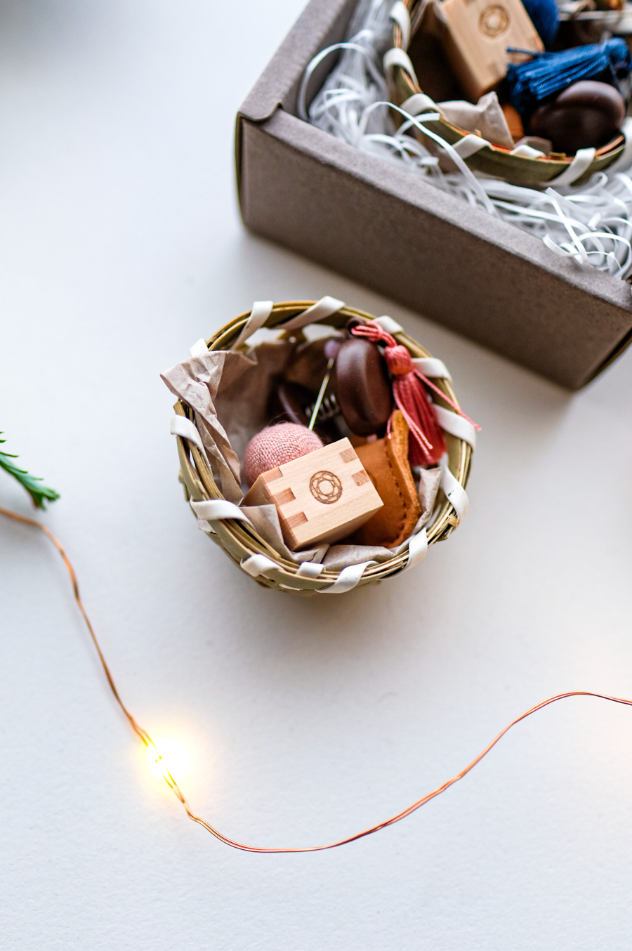 Gift Set: Seki Mini Scissors and Mini Masu Pincushion