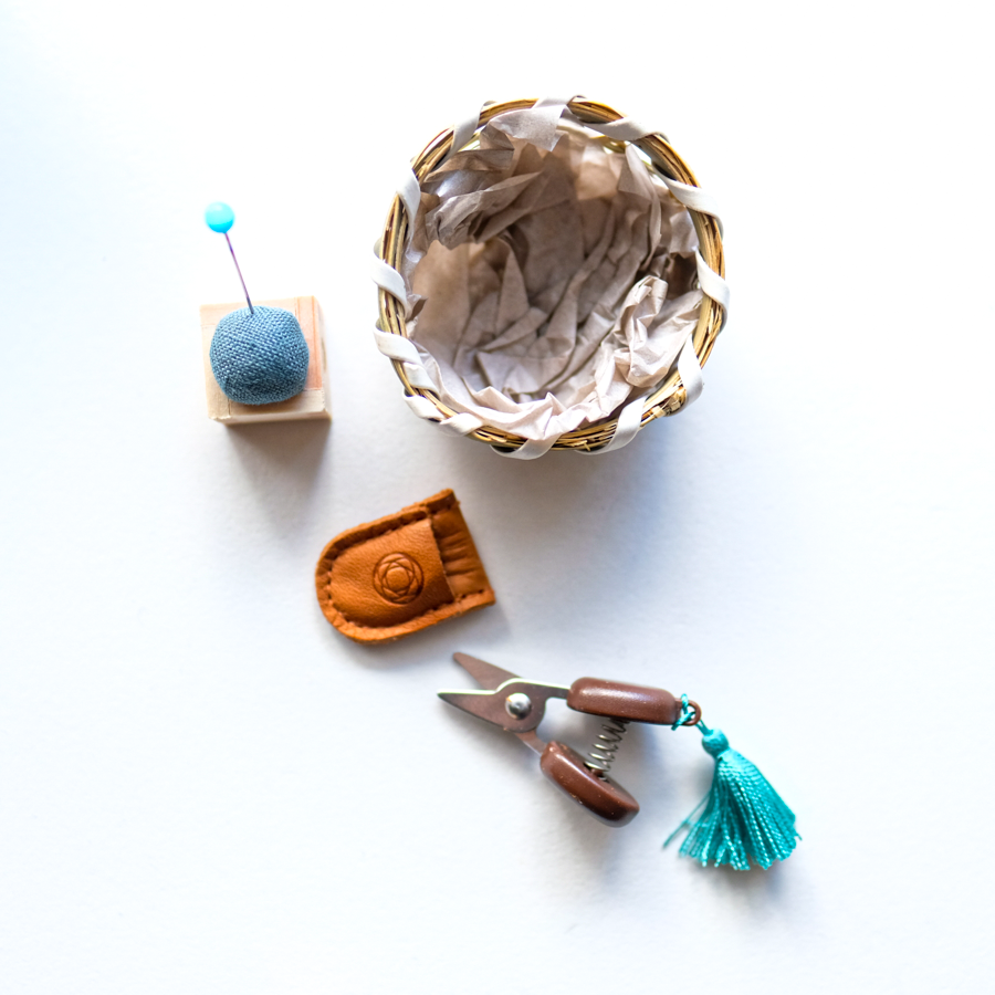Gift Set: Seki Mini Scissors and Mini Masu Pincushion