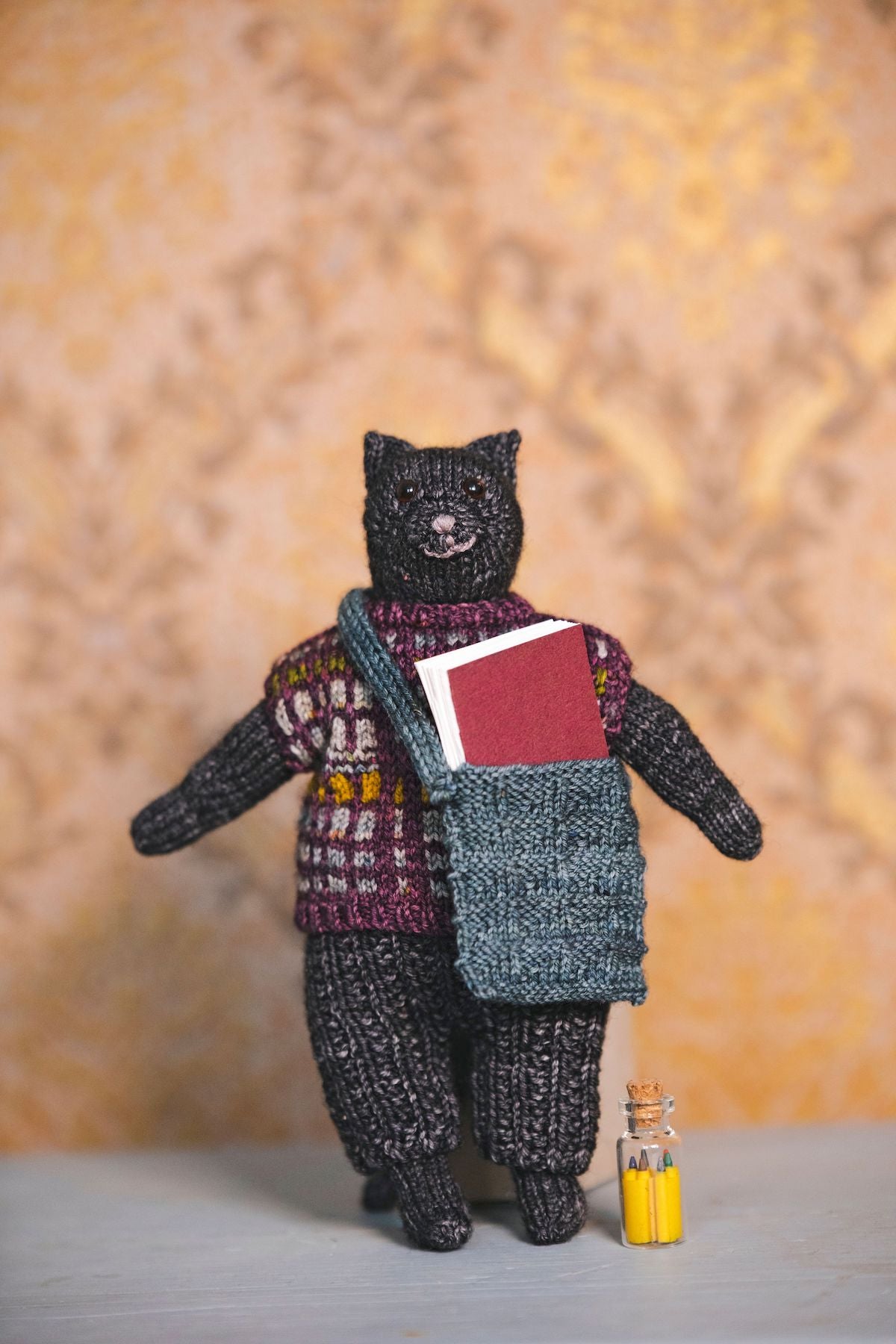 Mouche & Friends: Seamless Toys to Knit and Love by Cinthia Vallet