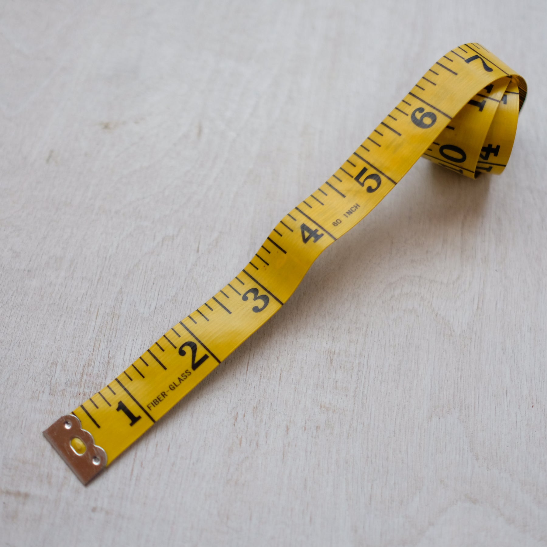 Tailor Measuring Tape with both inch and metric 6 pieces