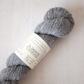 Label: Medium Grey