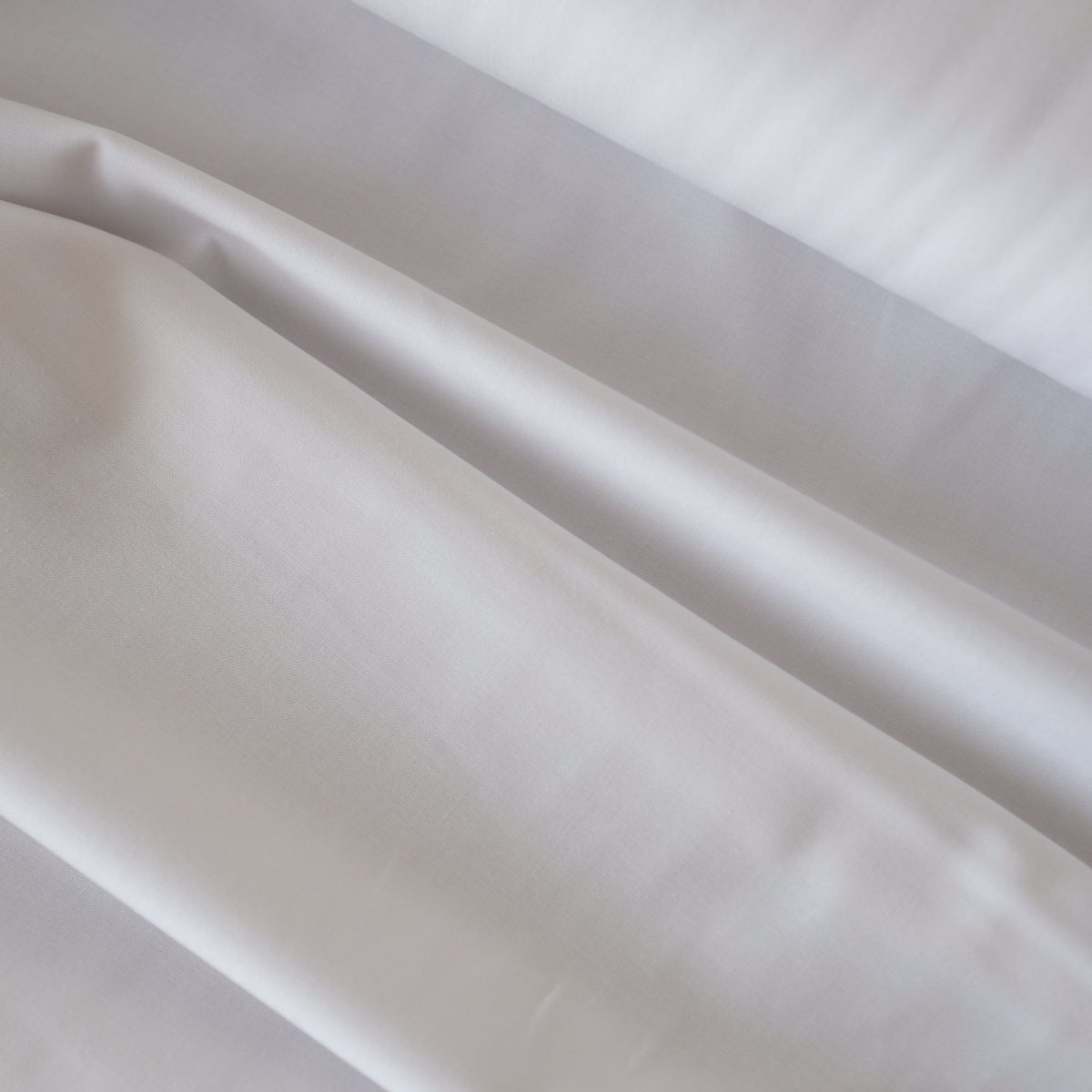 Label:44" - white