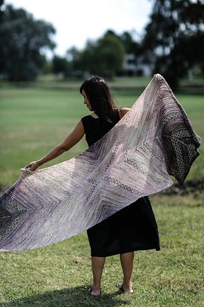 La Bien Aimée x Joji Locatelli - Fading Point Shawl Bundle - PREORDER