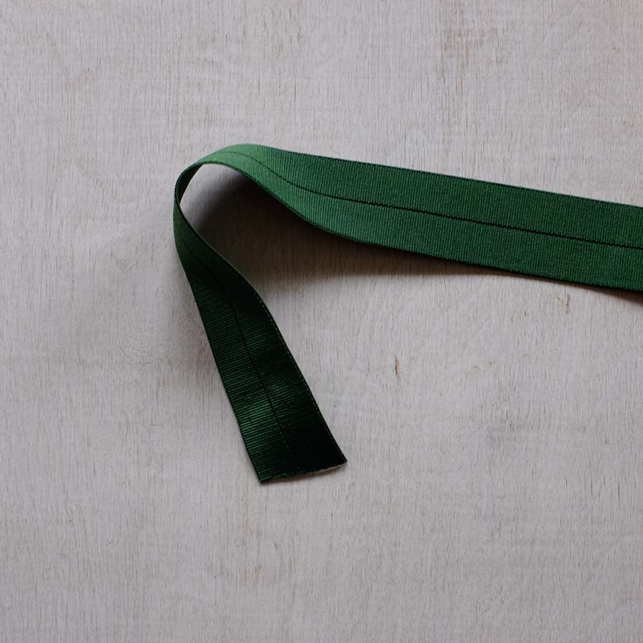 Mokuba 20000 Silk Grosgrain Ribbon — L'Etoffe Fabrics Online